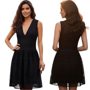 ABERCROMBIE & FITCH Crocheted Lace V-neck Skater Dress - Size 00